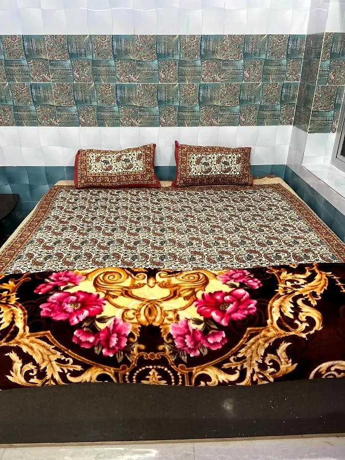 Garuda Guest House Varanasi
