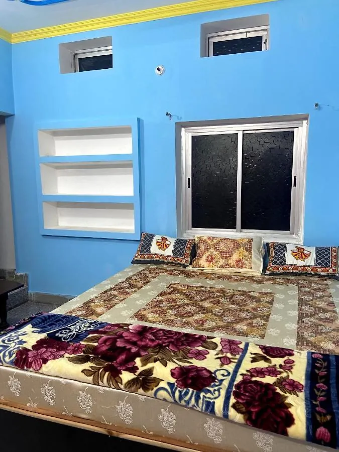 Garuda Guest House Varanasi 0*,