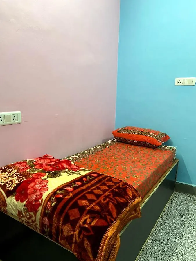 Garuda Guest House Varanasi