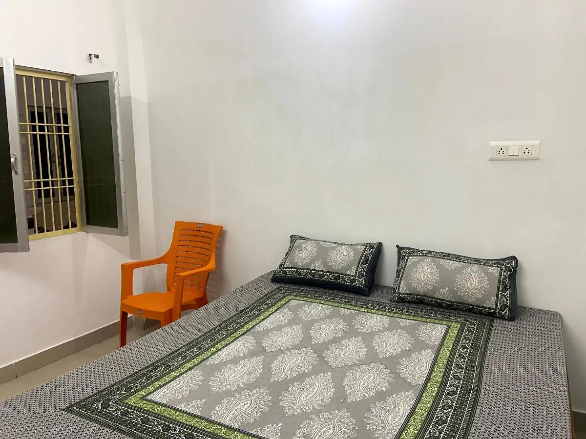 Garuda Guest House Varanasi