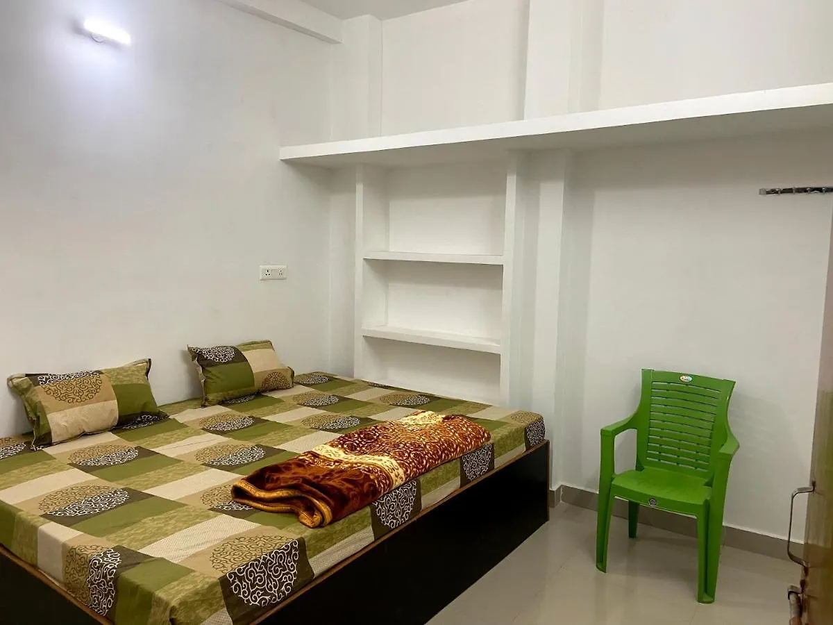 Garuda Guest House Varanasi 0*,  Índia